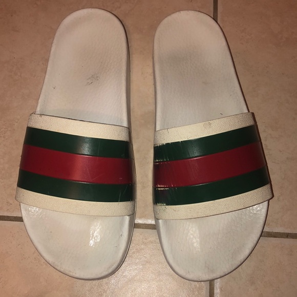 pre owned gucci slides